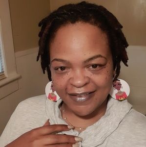 Meet your Posher, Tavonda